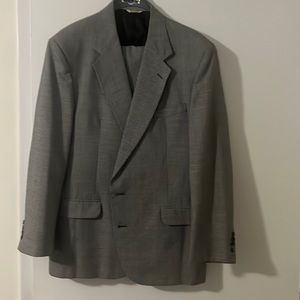 Lyndon Suit